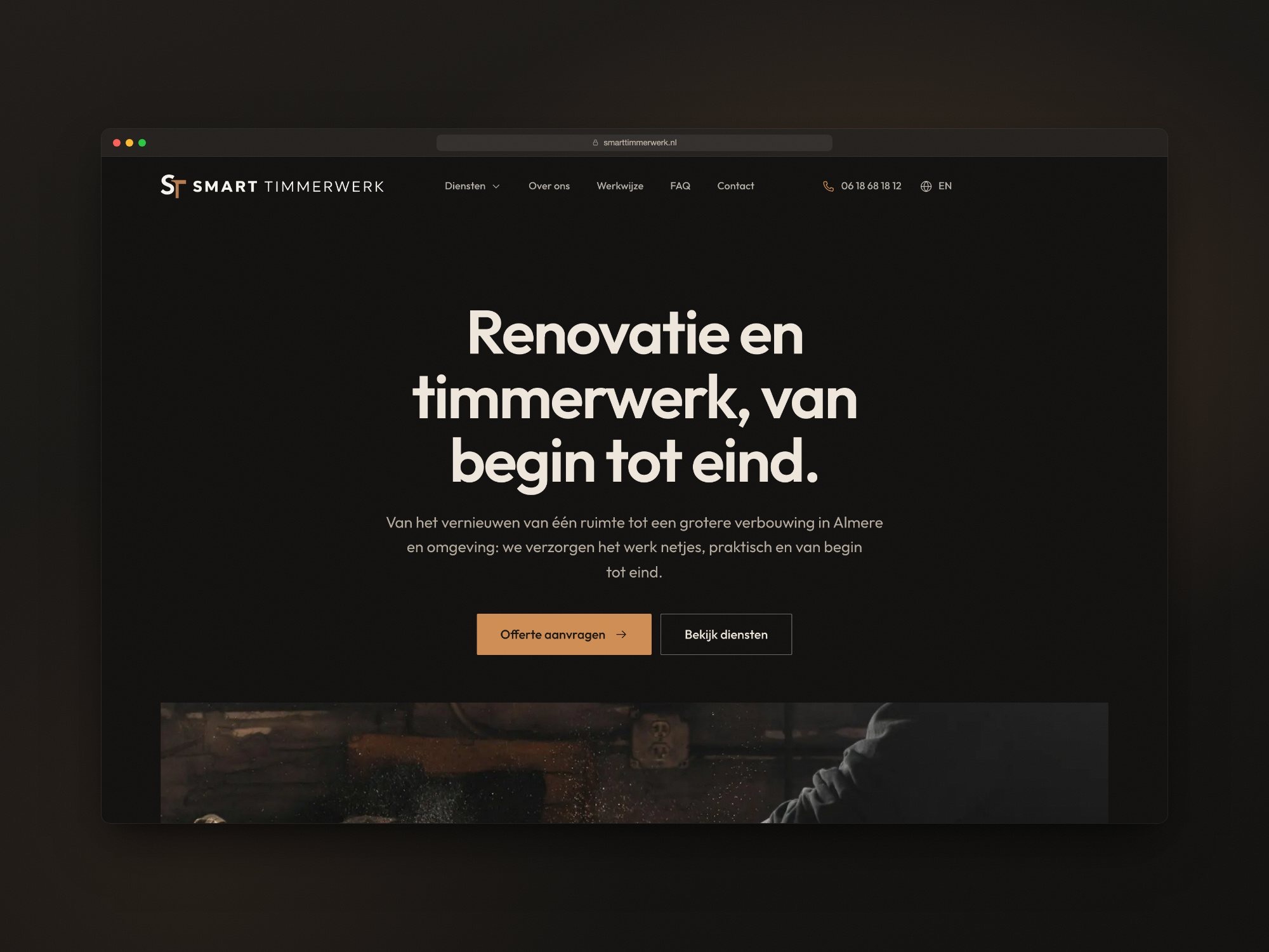 Herontworpen homepage, warm-donker met koper